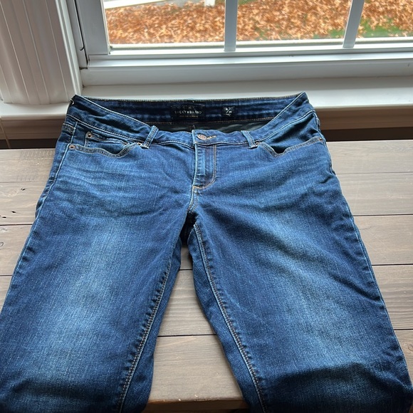 EUC Lucky Brand Lolita skinny jeans sz 10/30 - Picture 4 of 6